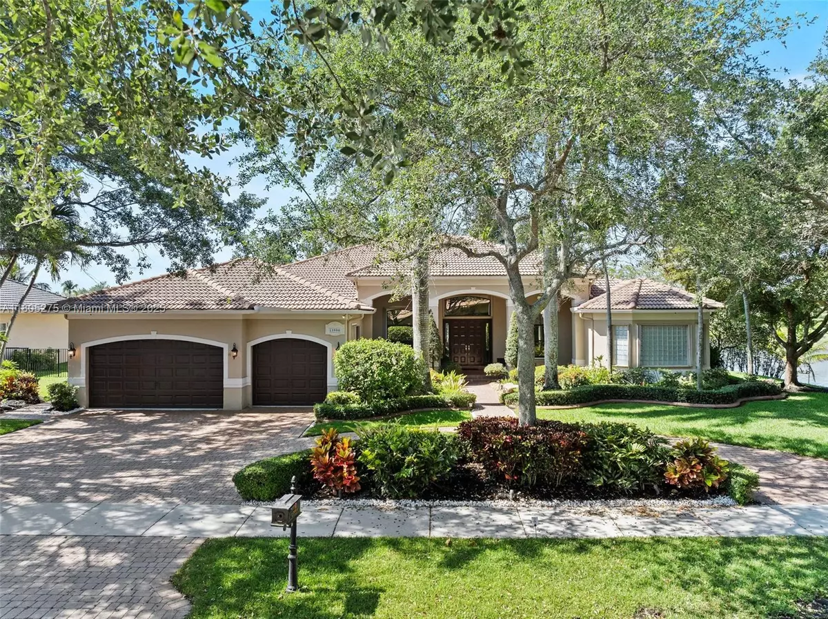Davie, FL 33330,13990 SW 41st St