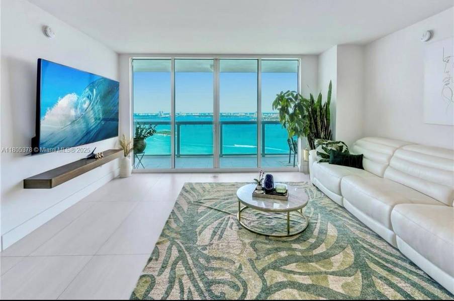 1800 N Bayshore Dr #3707, Miami, FL 33132