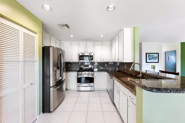 Sunrise, FL 33323,2355 NW 137th Ter #2355