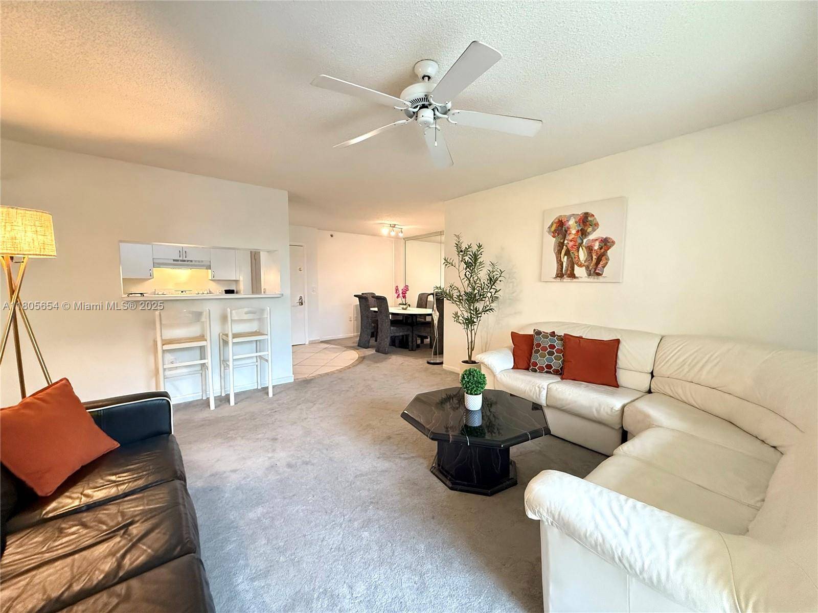 Aventura, FL 33180,19701 E Country Club Dr #5405