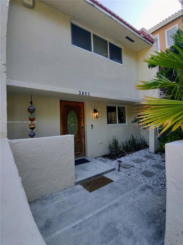 3853 NE 170th St #B10, North Miami Beach, FL 33160