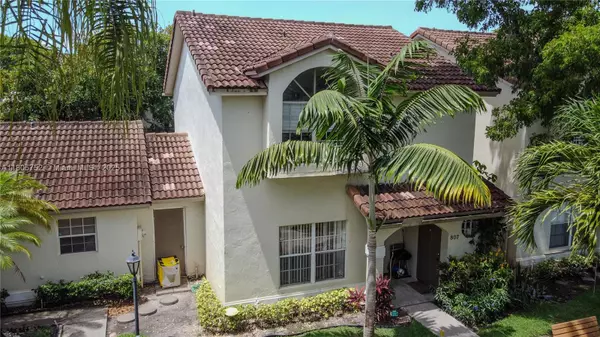 Pembroke Pines, FL 33026,805 NW 108th Ter #7L5