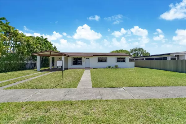 Miami, FL 33165,3521 SW 105th Ct