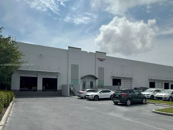 11200 NW 138th St #1, Medley, FL 33178
