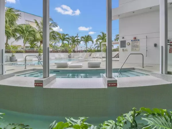 Bay Harbor Islands, FL 33154,9821 E Bay Harbor Dr #805