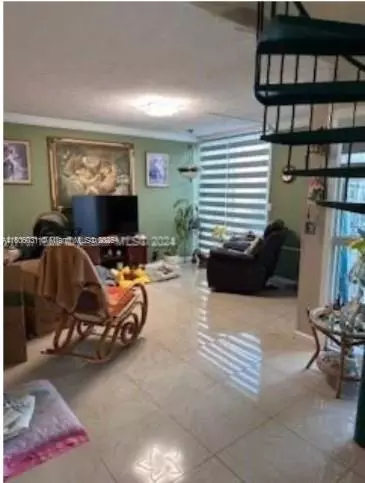Miami, FL 33175,2110 SW 122nd Ct #2110