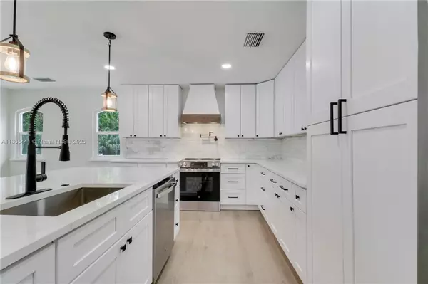 Jupiter, FL 33478,12830 165th Road N