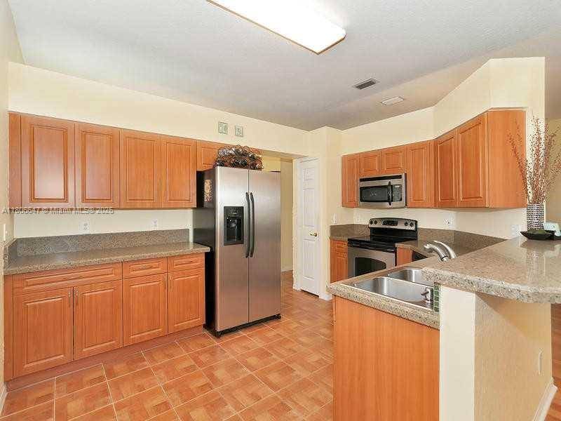 Weston, FL 33331,16026 OPAL CREEK DR