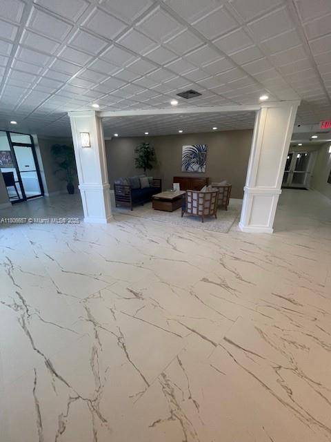 North Palm Beach, FL 33408,336 Golfview Rd #403