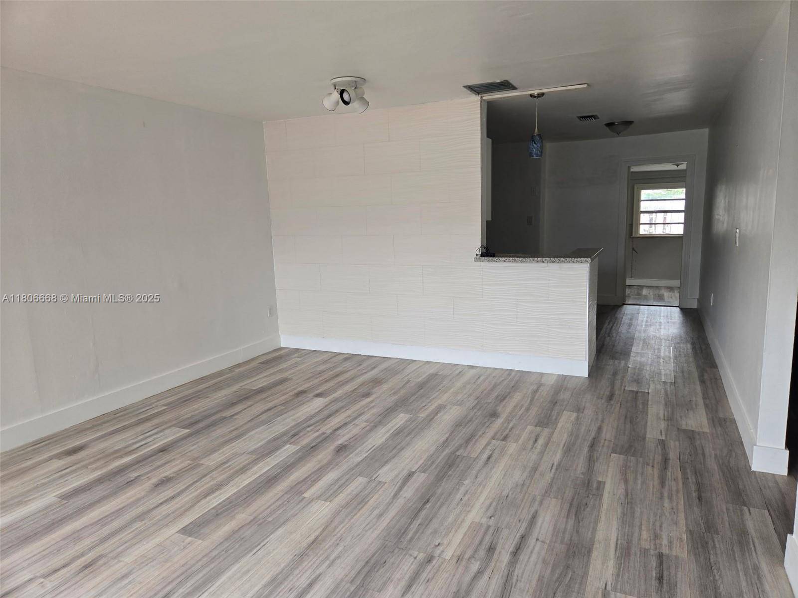 Miami Gardens, FL 33055,18719 NW 45th Ave