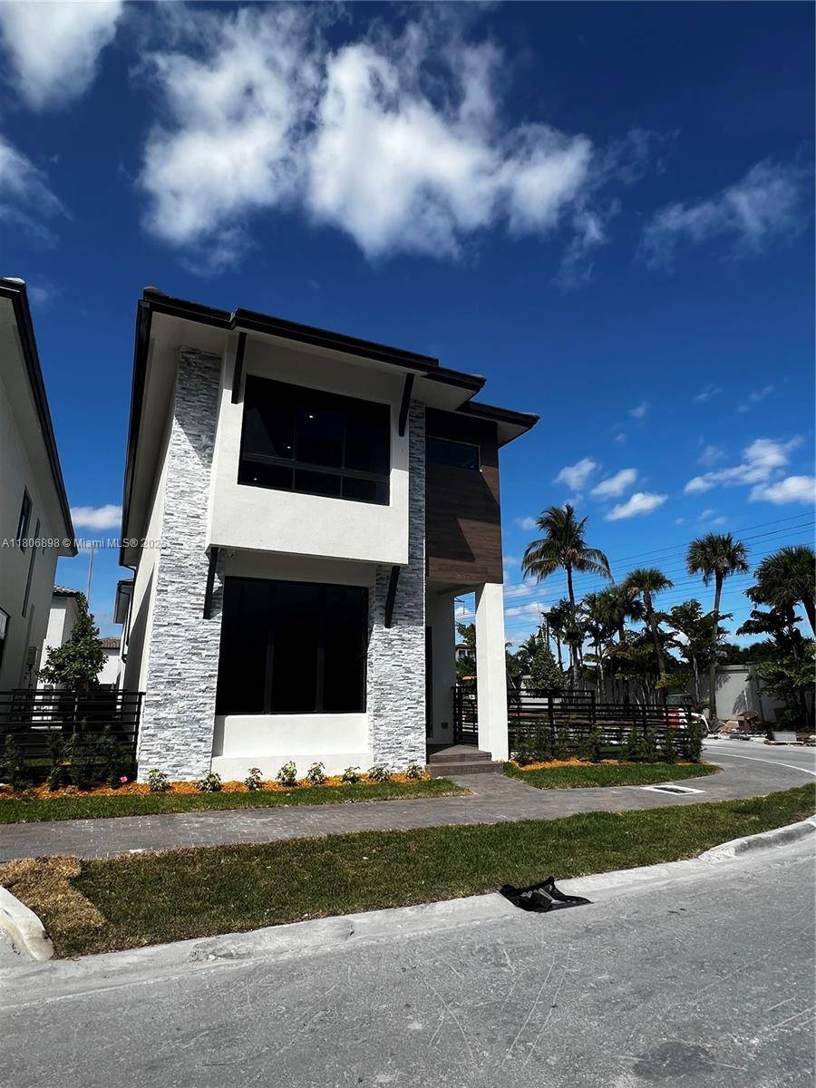 Doral, FL 33166,8003 NW 42nd St #8003
