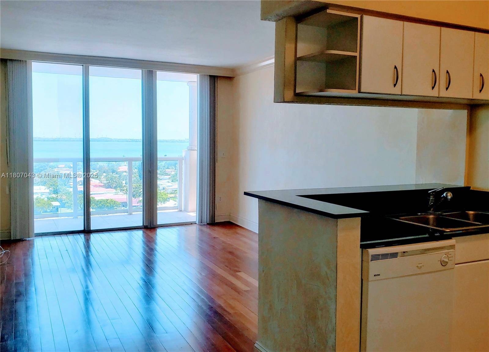 North Bay Village, FL 33141,1625 Kennedy Cswy #1207C