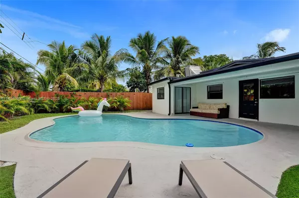 Hollywood, FL 33024,7531 Simms St