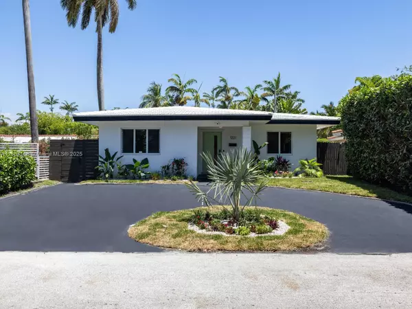 Miami, FL 33138,1221 NE 85th St