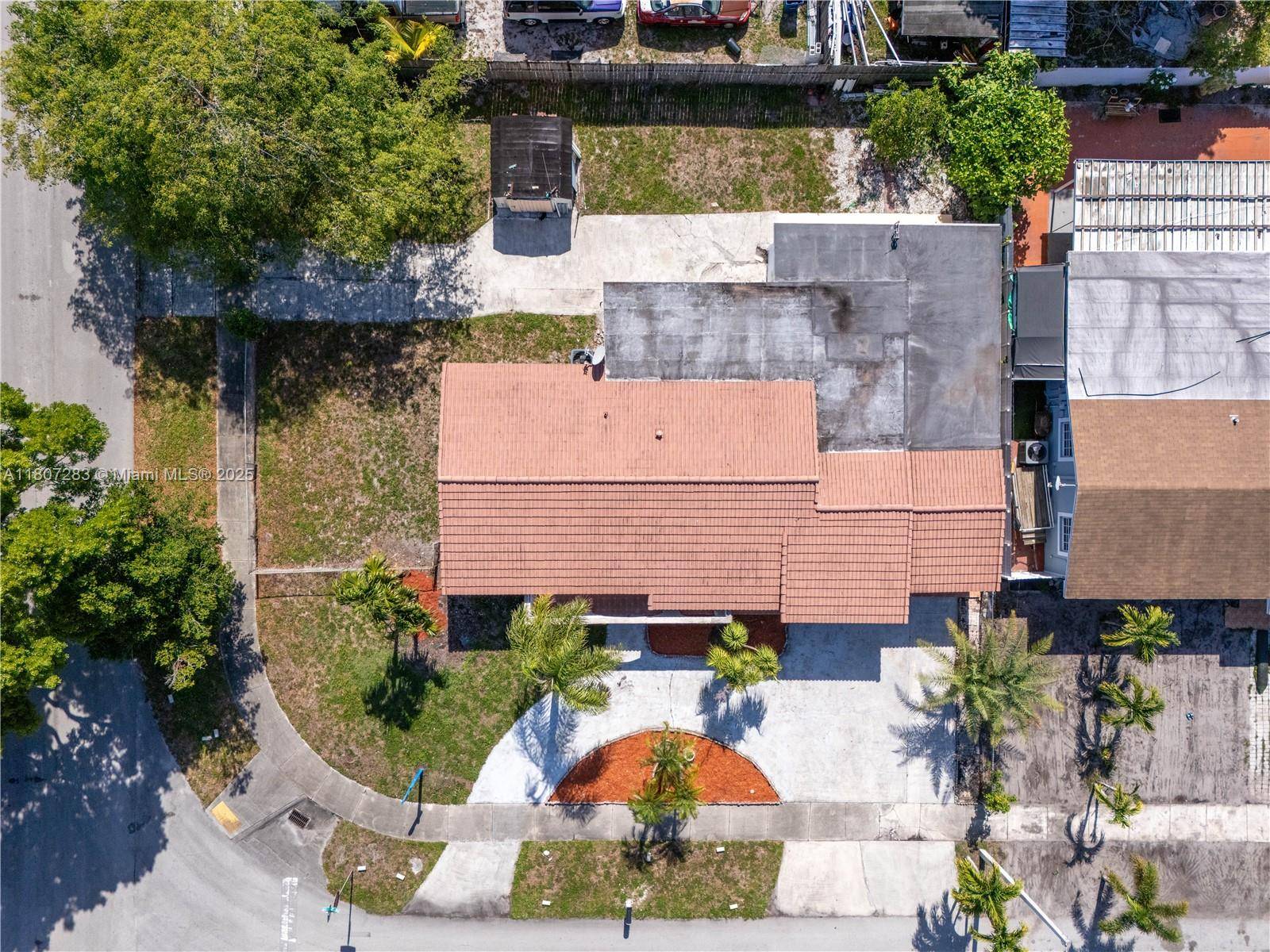 Miami Gardens, FL 33055,19704 NW 48th Ct