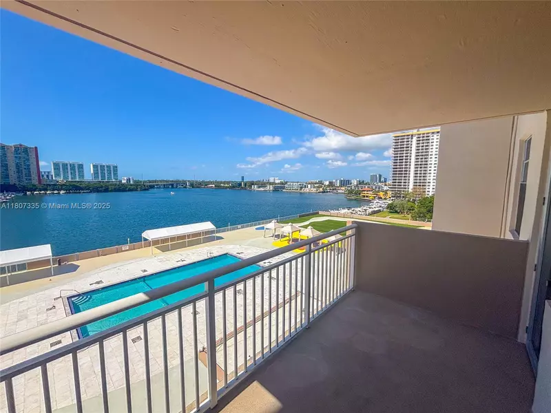 250 174th St #601, Sunny Isles Beach, FL 33160