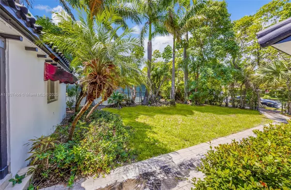 Miami Beach, FL 33140,5757 Alton Rd