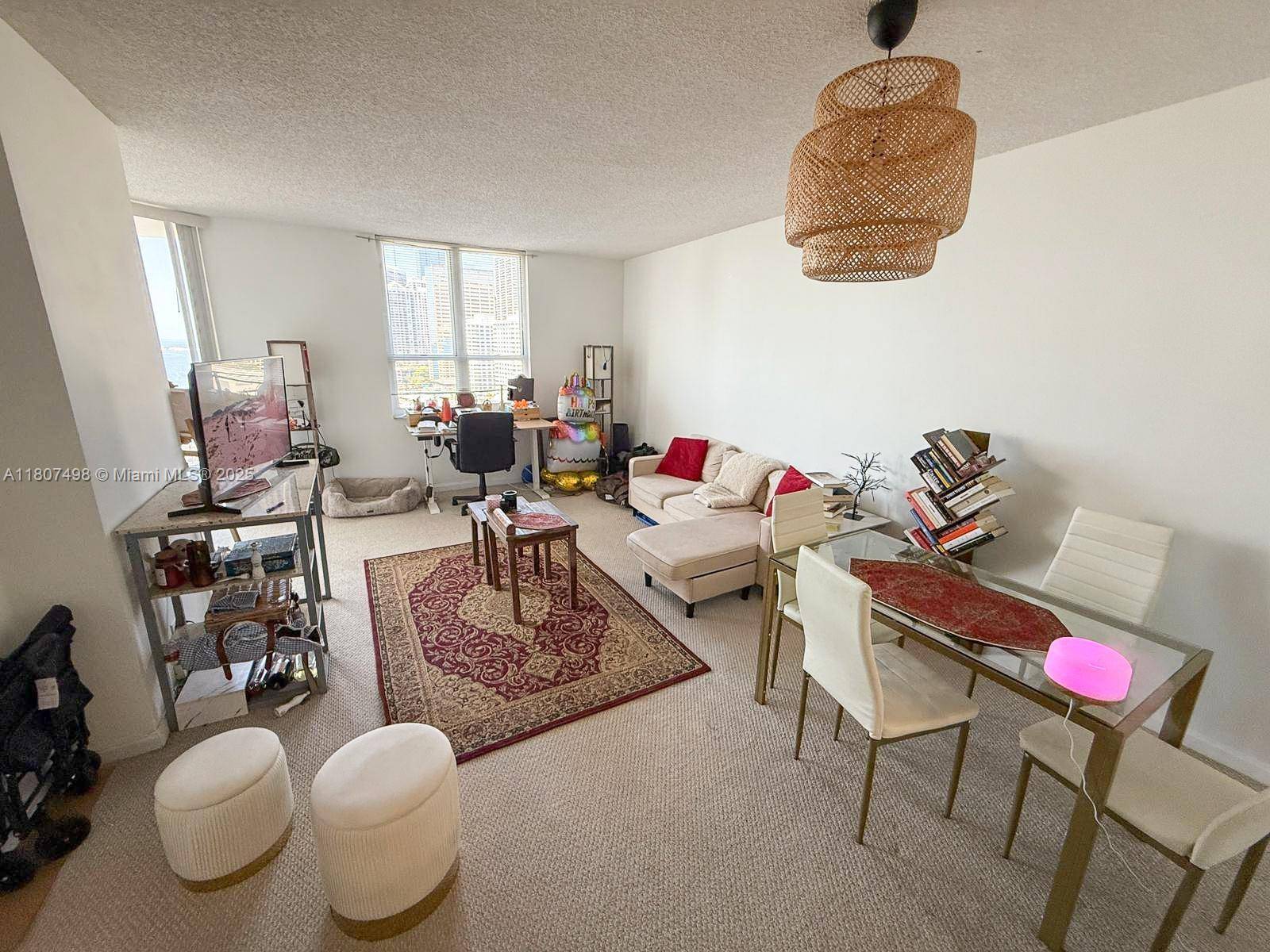 Miami, FL 33131,701 Brickell Key Blvd #1601