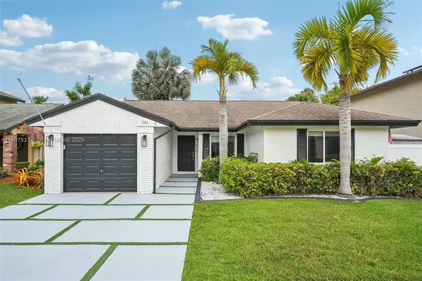 731 Briarwood Ter, Davie, FL 33325