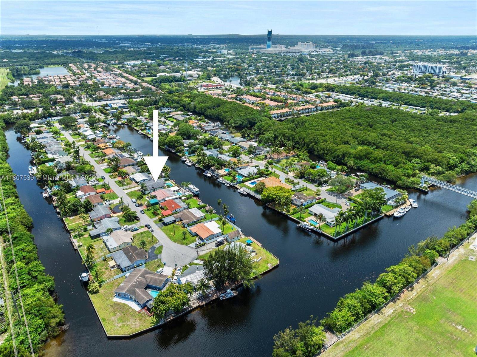 Dania Beach, FL 33312,4465 SW 37th Ave