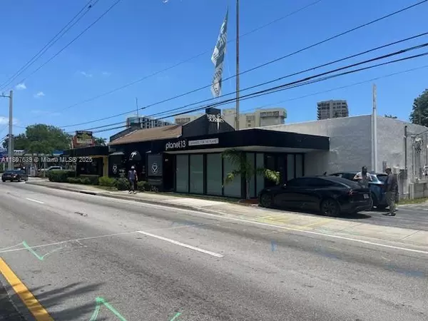 Miami, FL 33161,11091 Biscayne Blvd