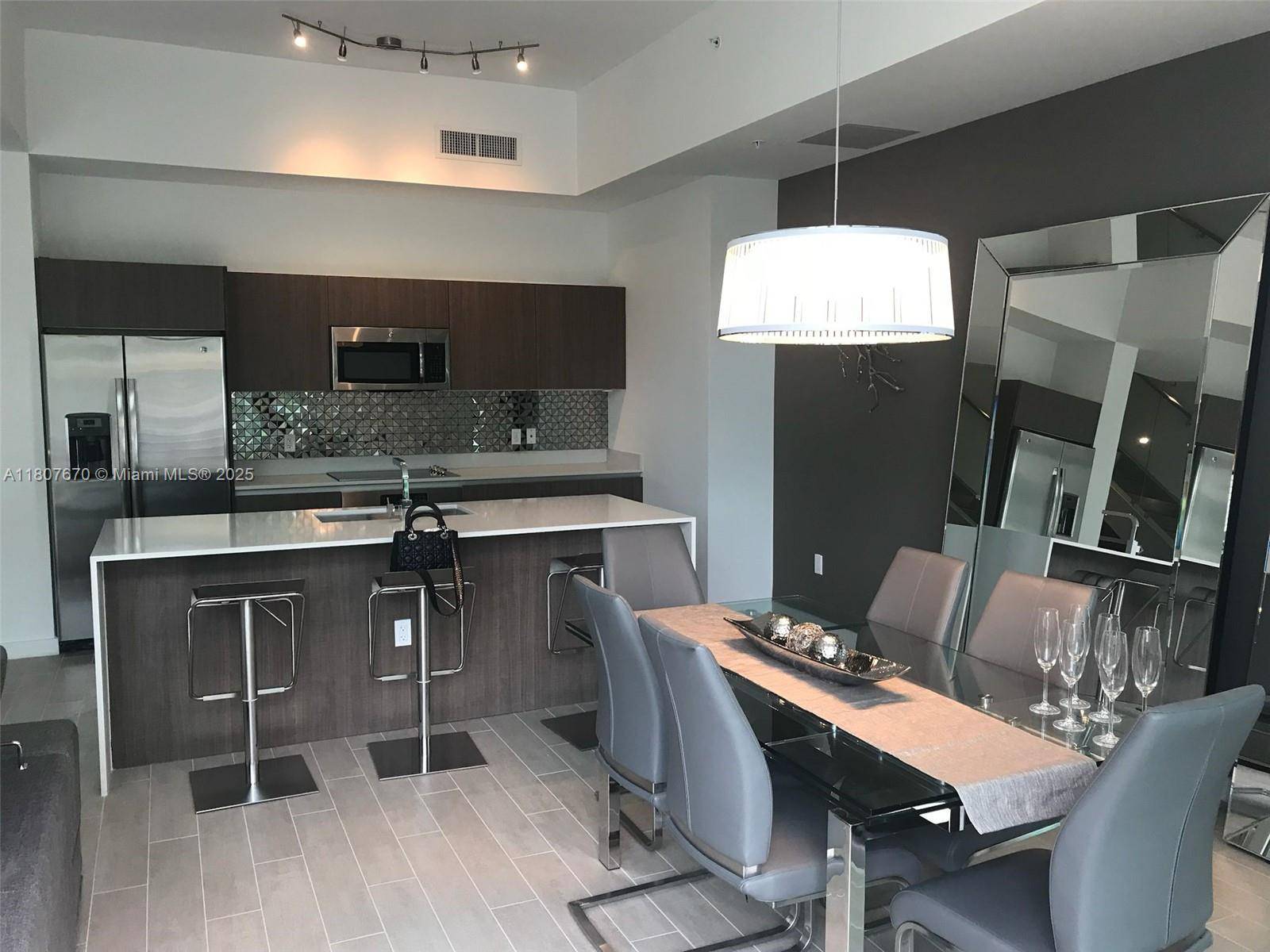 1600 SW 1st Ave #TH-06, Miami, FL 33129