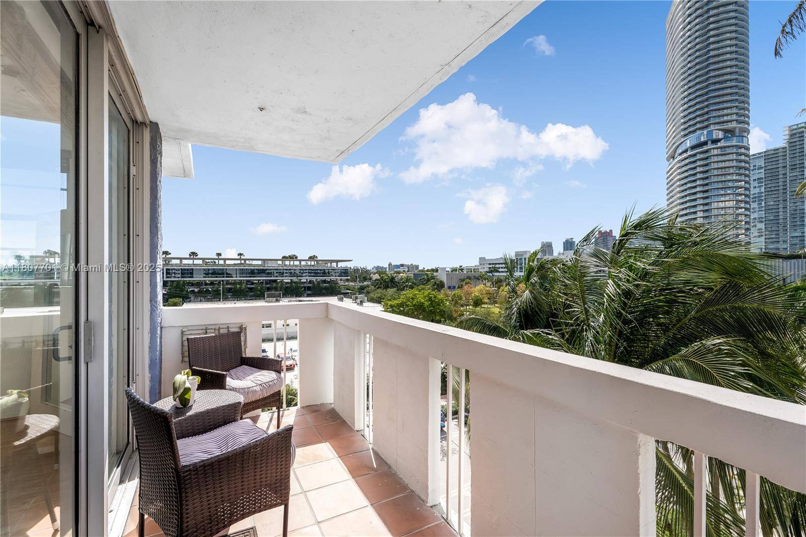 Miami Beach, FL 33139,800 West Ave #502