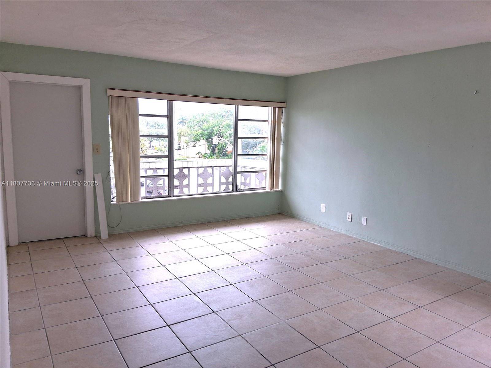 16701 NE 14th Ave #311, Miami, FL 33162
