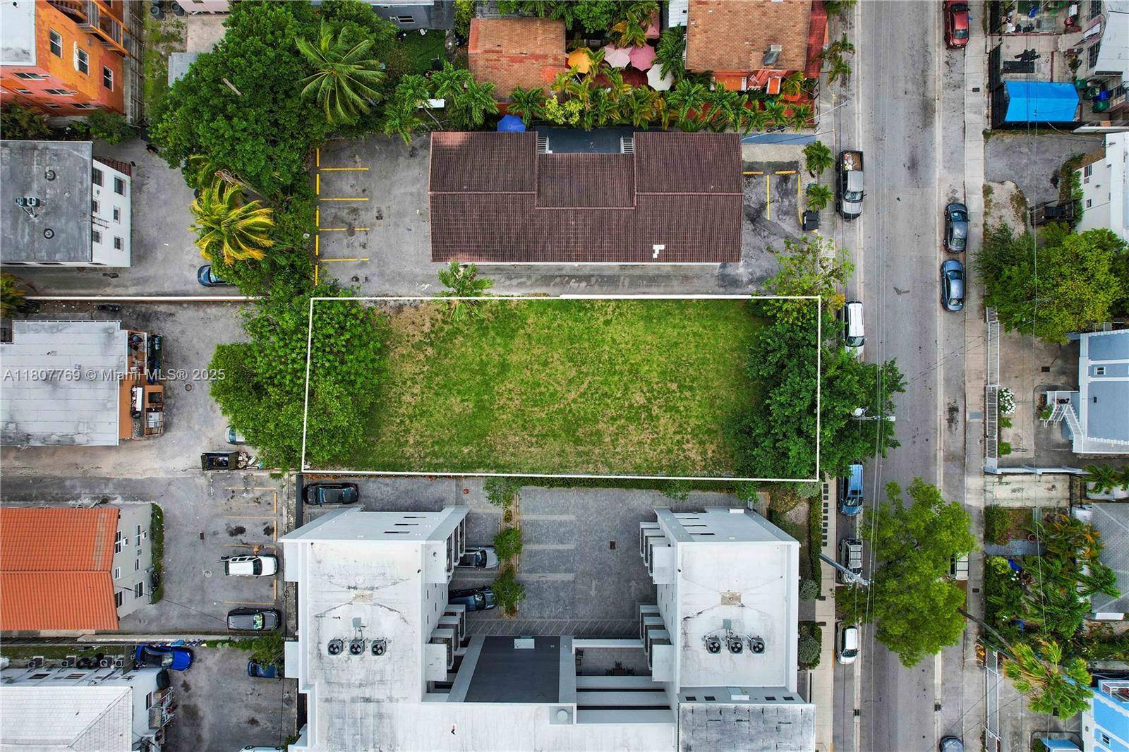Miami, FL 33130,850 SW 2nd St