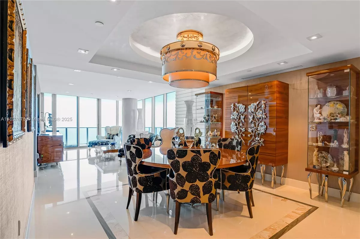 Sunny Isles Beach, FL 33160,17001 Collins Ave #2501