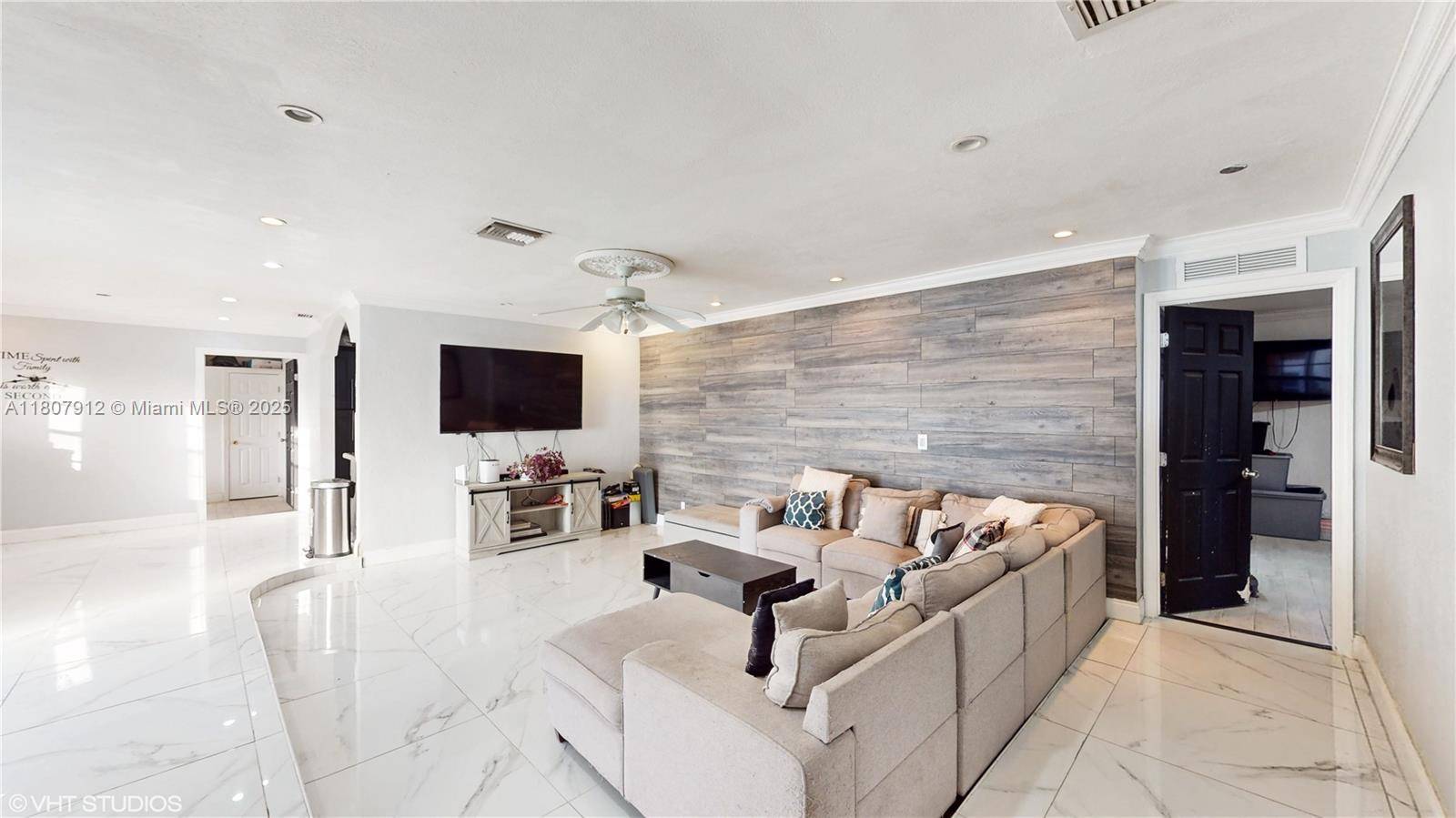 Lauderdale Lakes, FL 33309,3920 NW 36th Ave