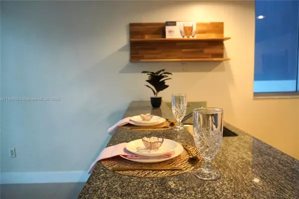 Miami, FL 33131,1050 BRICKELL AV #202