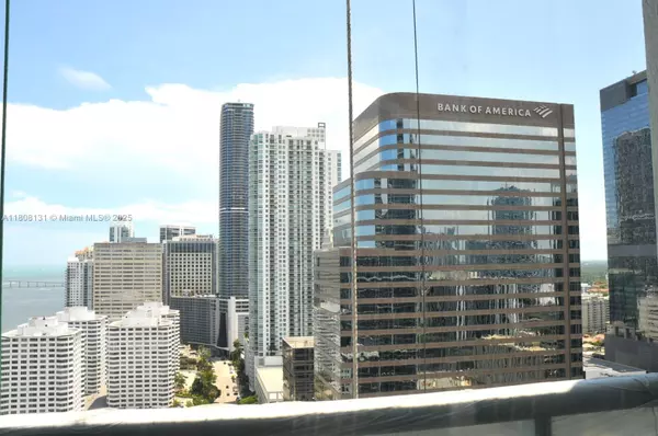 Miami, FL 33131,495 Brickell Ave #3007