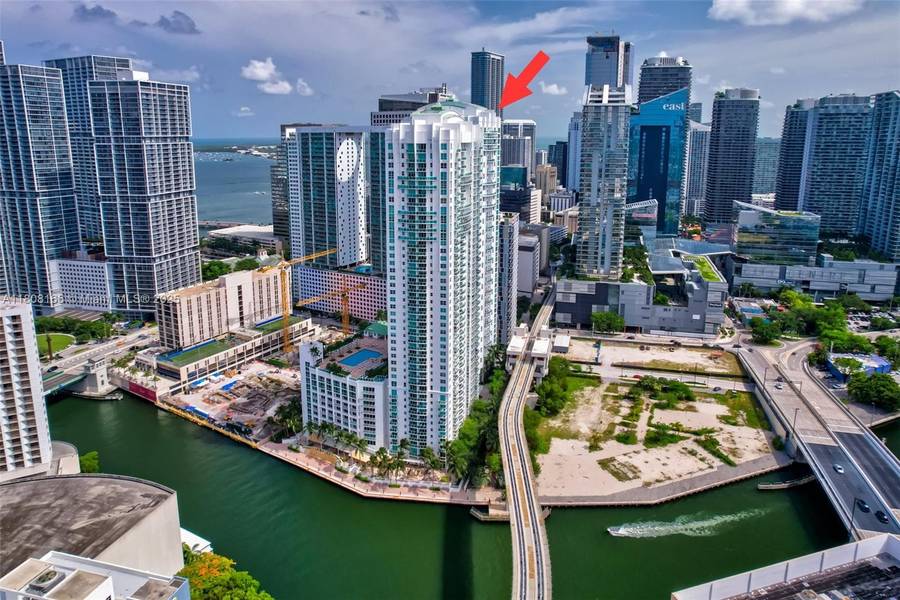 41 SE 5th St #1012, Miami, FL 33131
