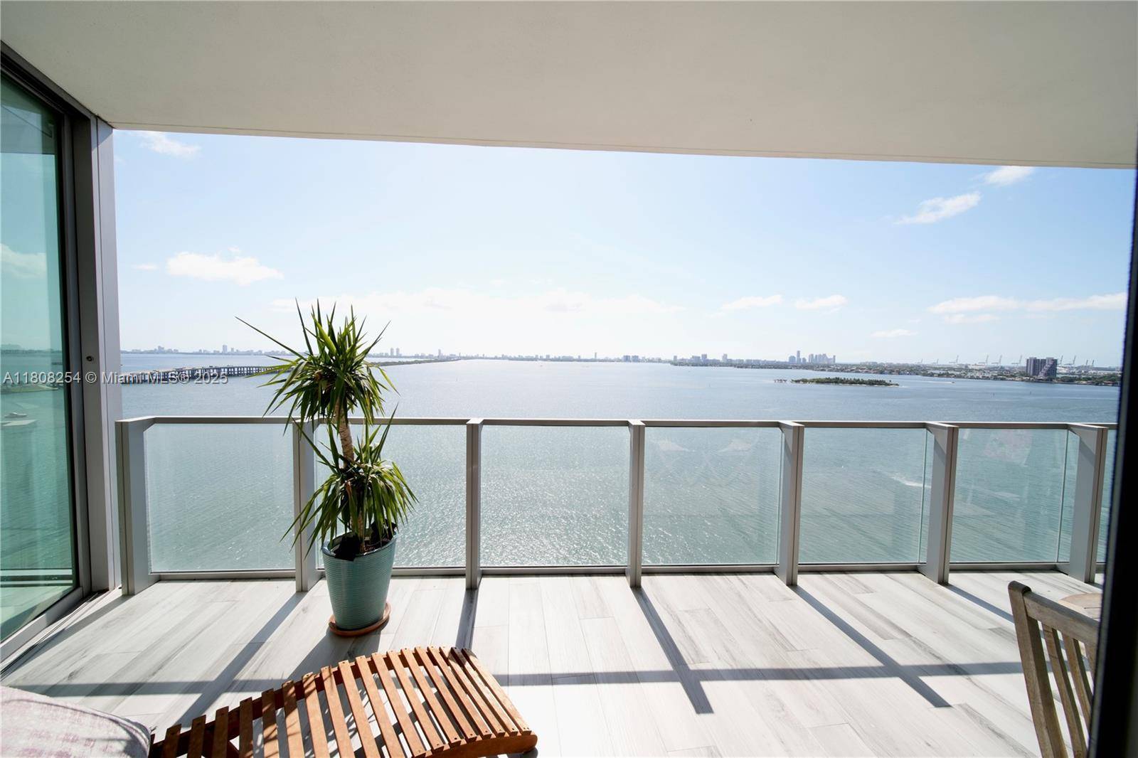 2900 NE 7th Ave #2105, Miami, FL 33137