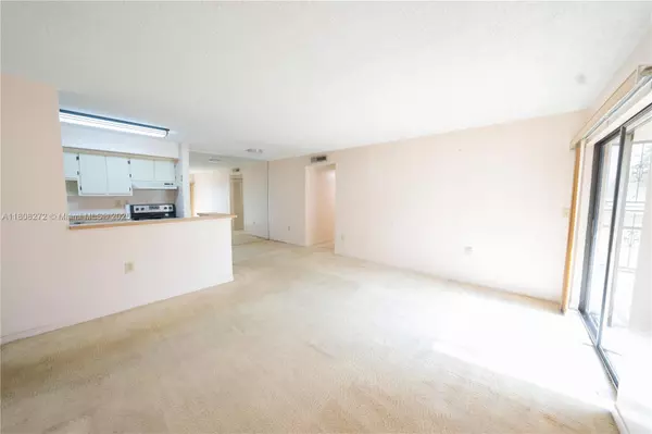 Hialeah, FL 33015,18785 NW 62nd Ave #106