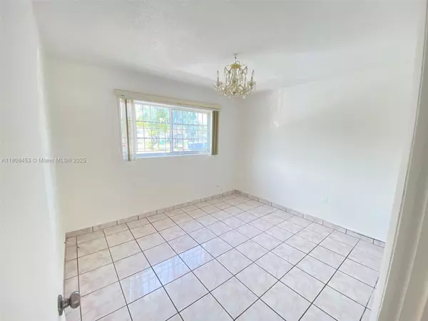 Miami, FL 33134,3881 W Flagler St #122