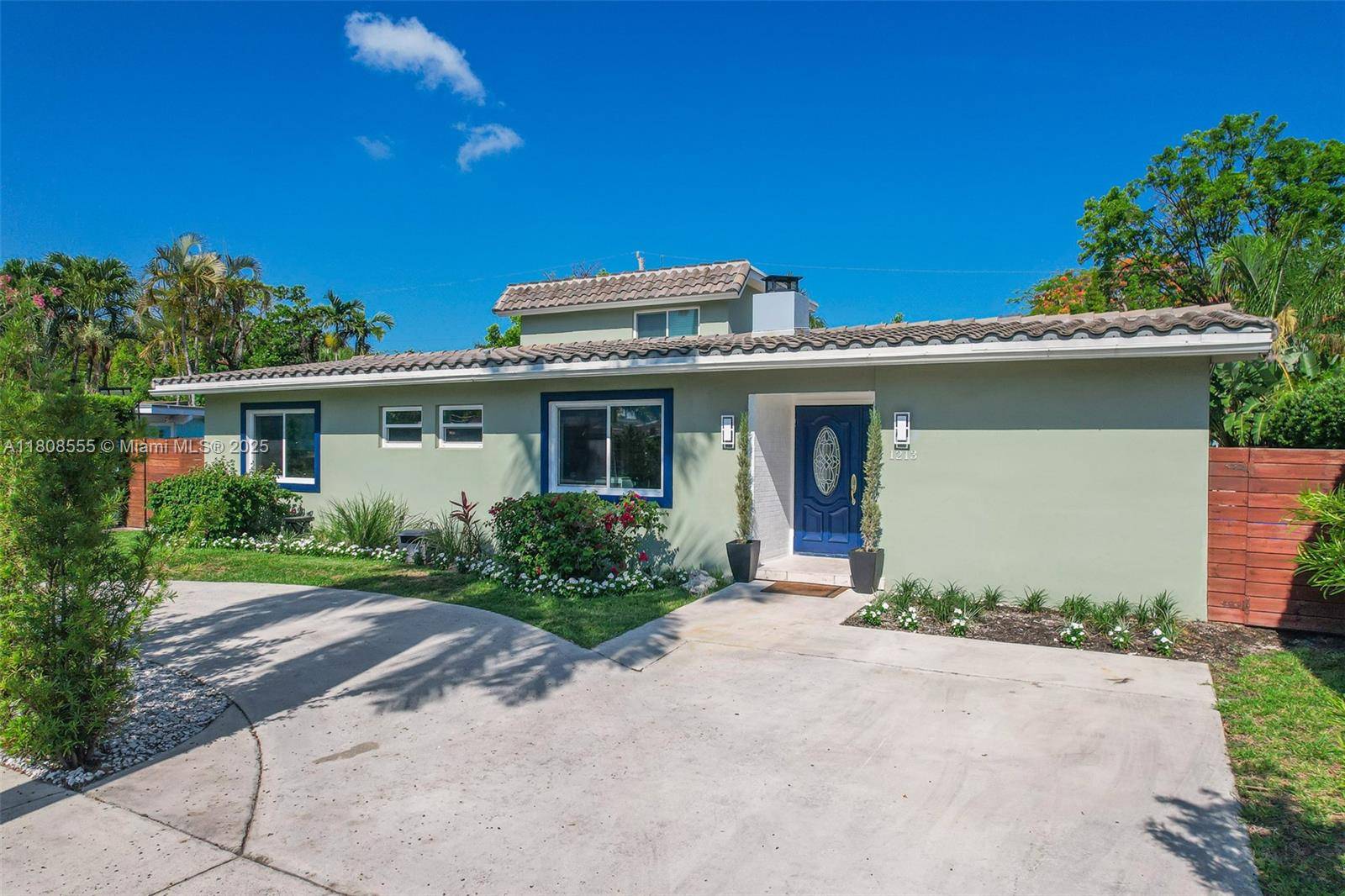 1213 Cordova Rd, Fort Lauderdale, FL 33316