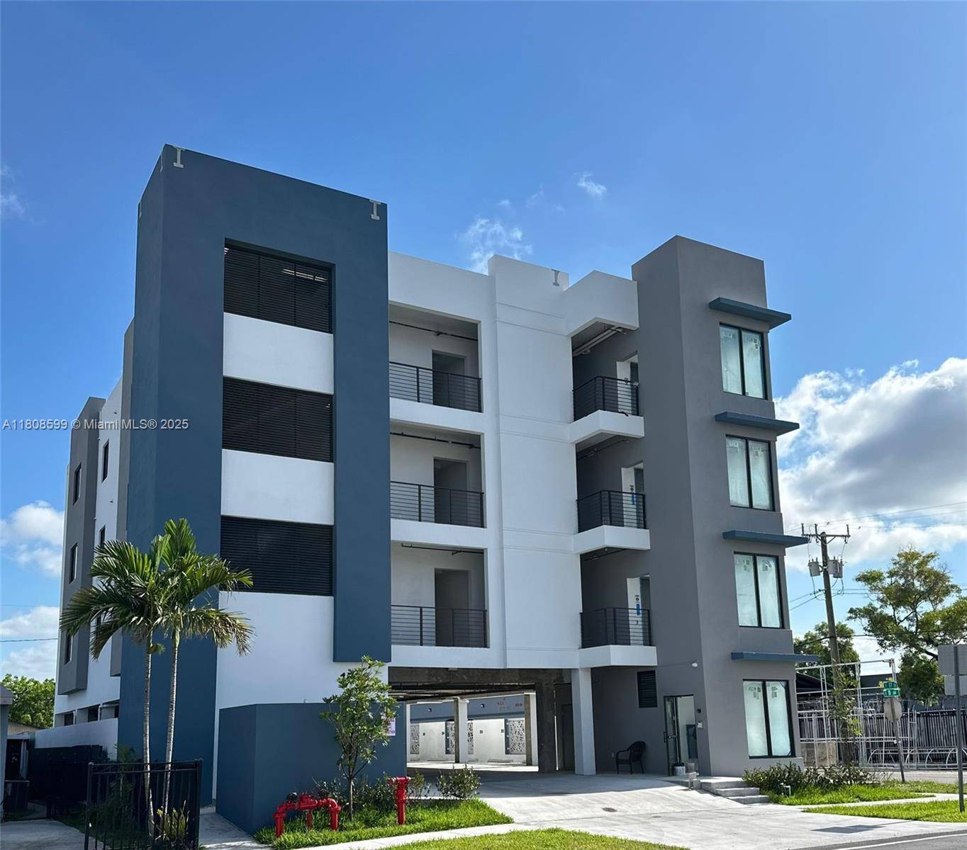 Hialeah, FL 33010,1091 E 17th St #301
