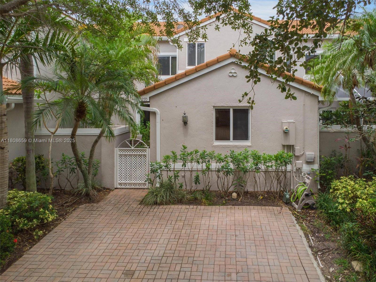 Hollywood, FL 33019,1270 Weeping Willow Way