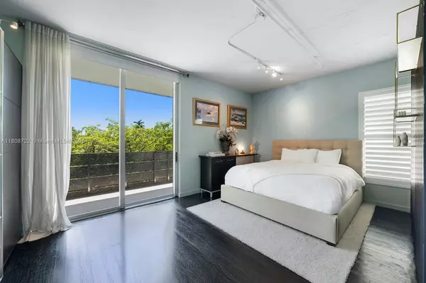 Miami Beach, FL 33139,1700 Meridian Ave #304