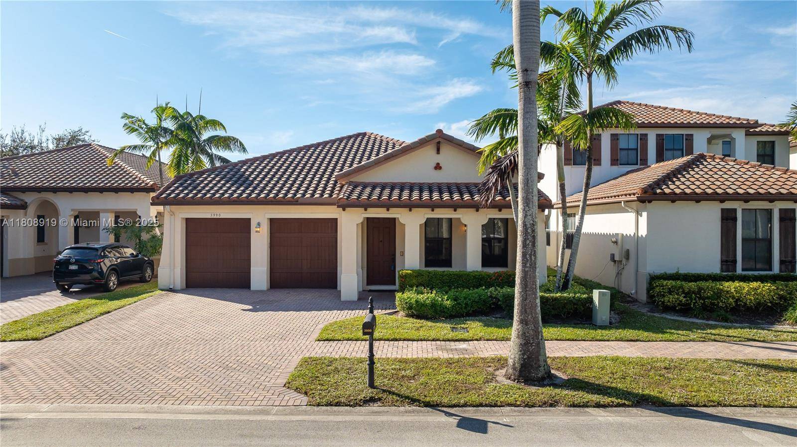 3990 NW 85th Ave, Cooper City, FL 33024