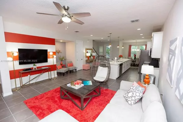 Kissimmee, FL 34747,1515 Carey Palm Cir
