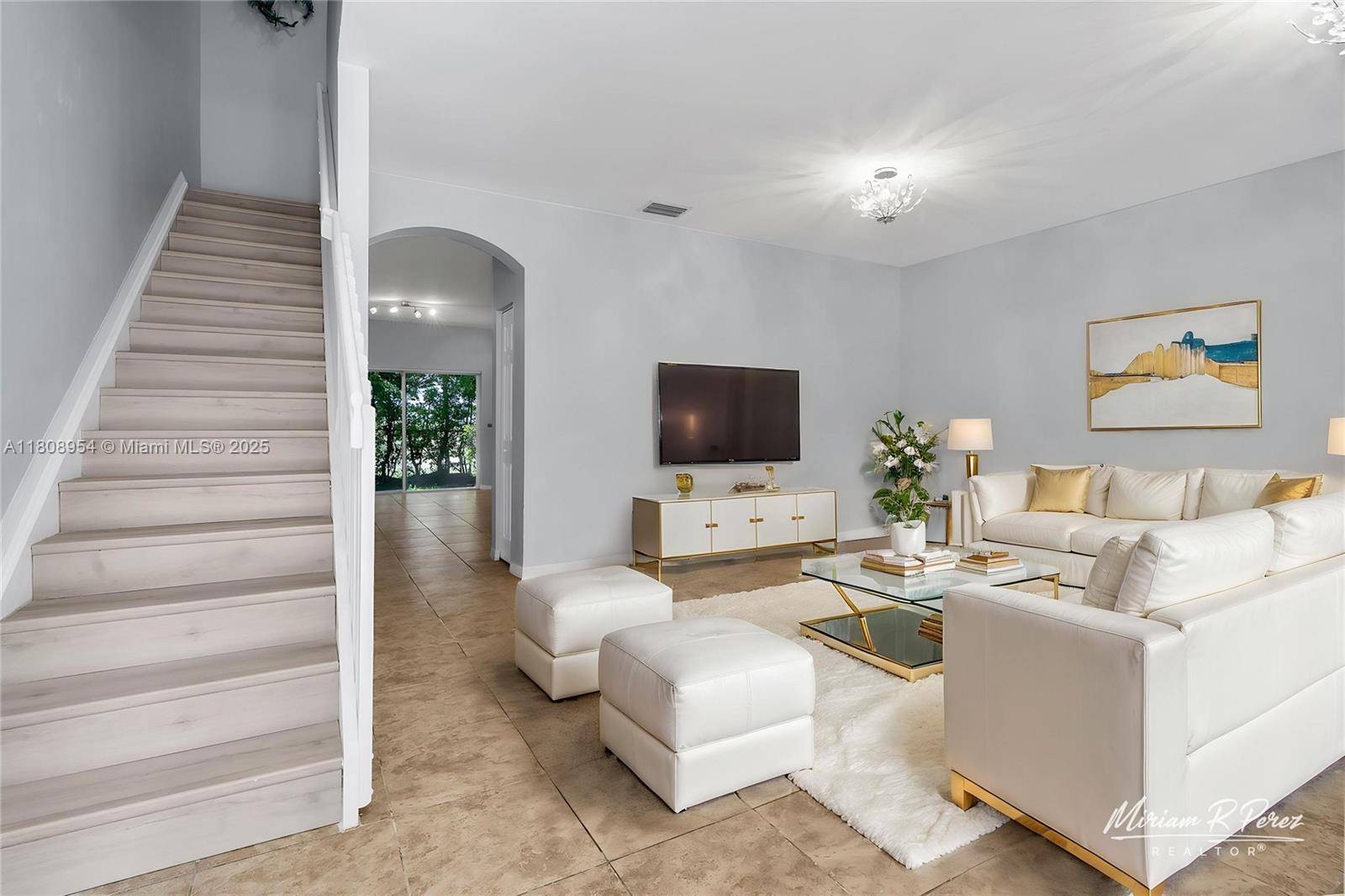 Miramar, FL 33027,14059 SW 49th St #4