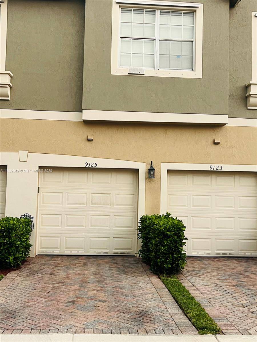 Tamarac, FL 33321,9125 Whistable Walk #9125