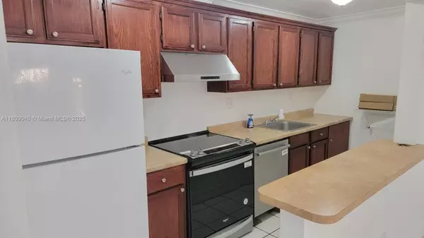 Doral, FL 33166,4410 NW 79th Ave #1C