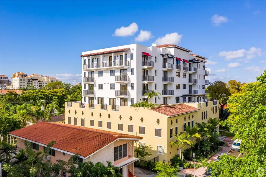1091 Galiano St #505, Coral Gables, FL 33134