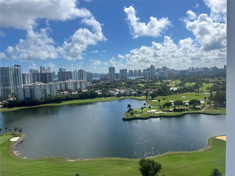 3625 N Country Club Dr #2603, Aventura, FL 33180