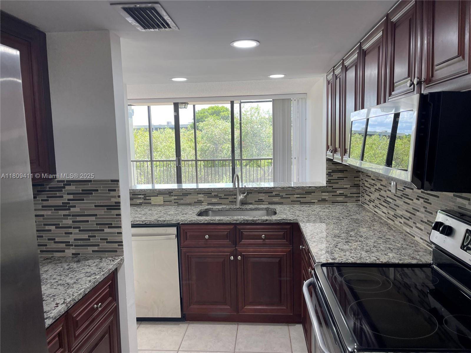 Davie, FL 33328,2961 SW 87th Ave #313