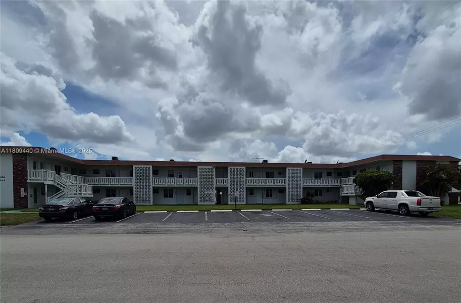 1599 NW 43rd Ave #206, Lauderhill, FL 33313